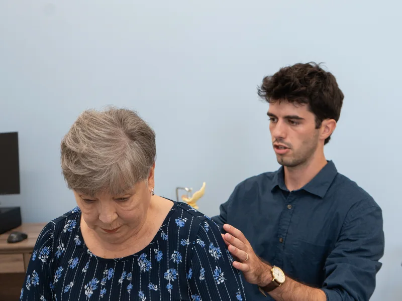 Chiropractic care for arm pain at Atnip Chiropractic in Owensboro